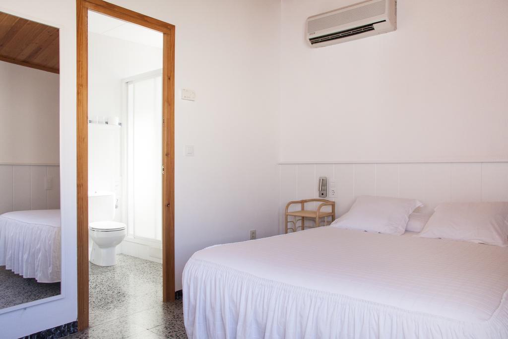 Hostal La Florida Llanca Bilik gambar