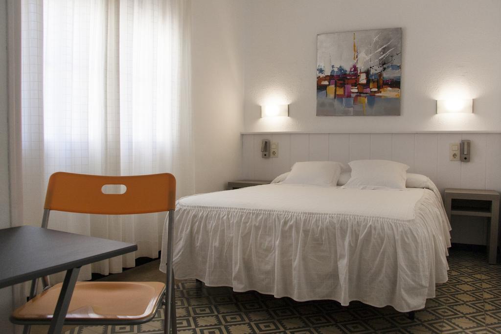 Hostal La Florida Llanca Luaran gambar