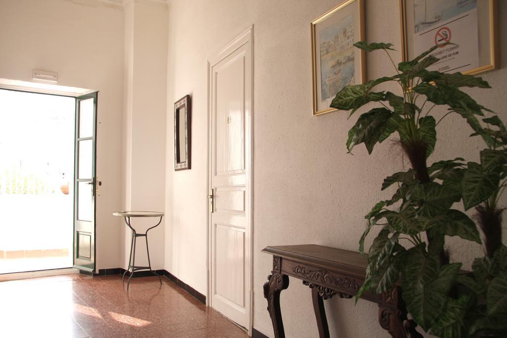 Hostal La Florida Llanca Luaran gambar